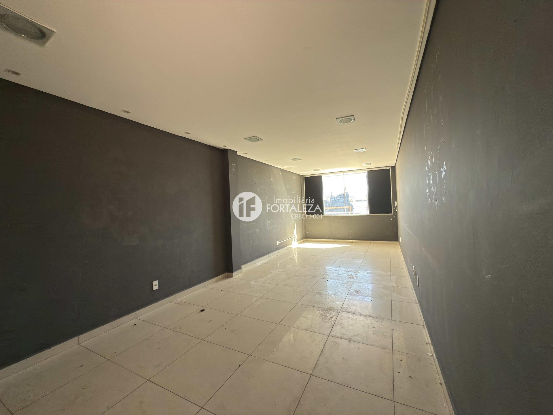 Sala para aluguel no Bosque: 