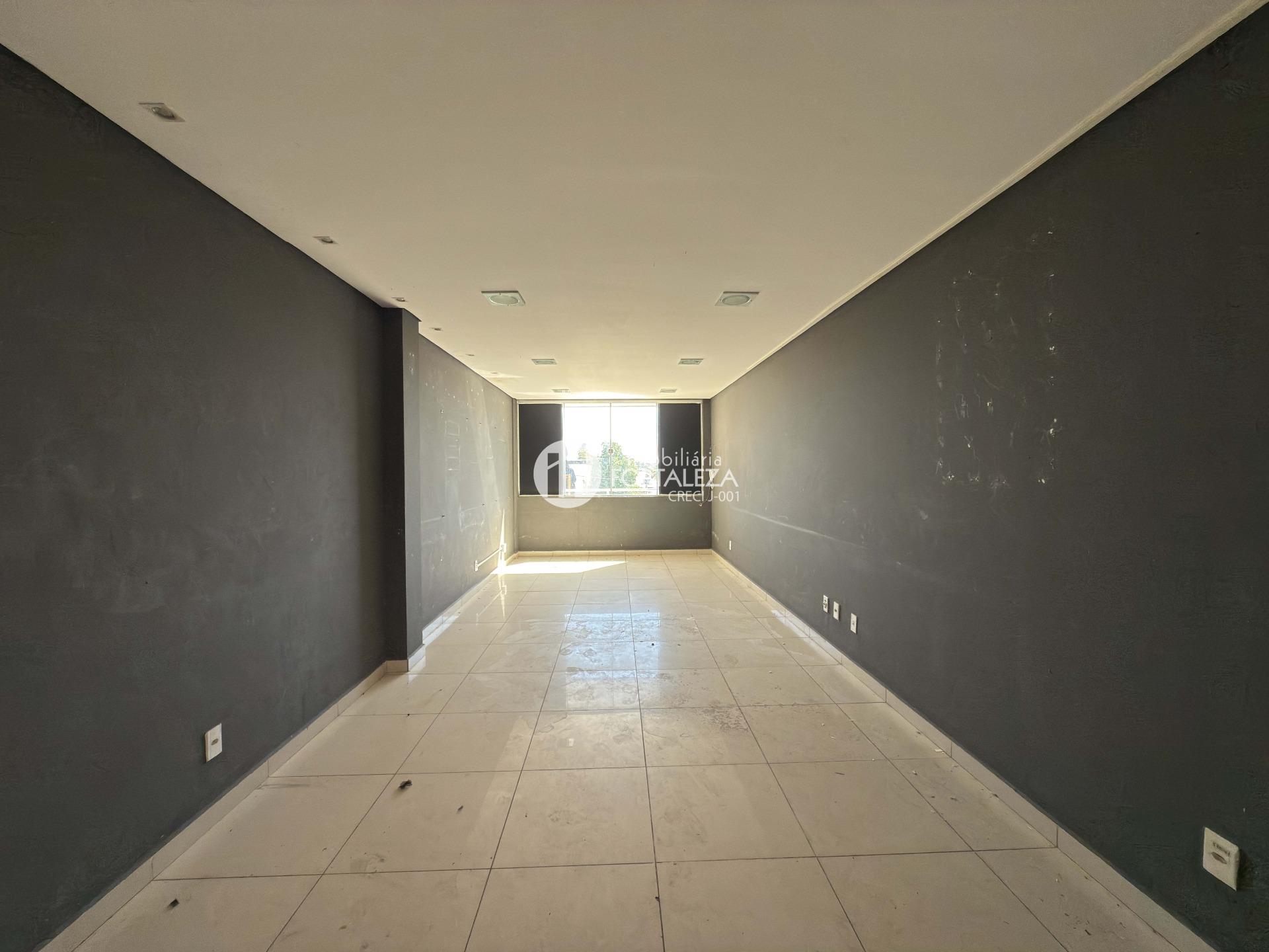 Sala para aluguel no Bosque: 