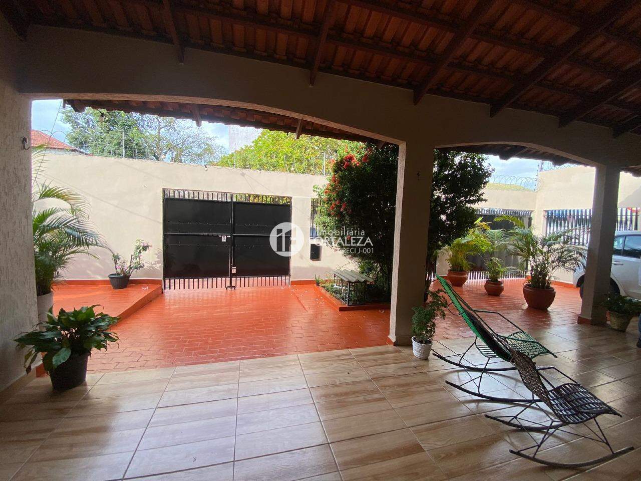 Casa para aluguel no Centro: 