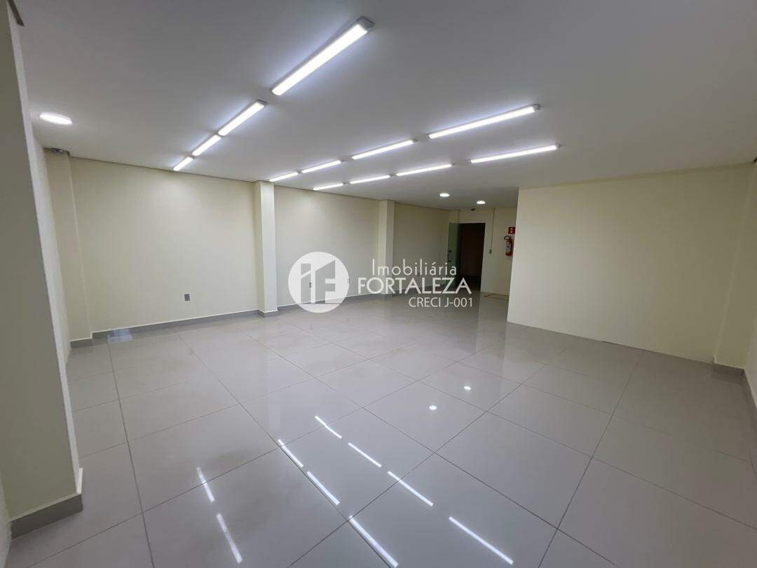 Sala para aluguel no Jardim de Alah: 