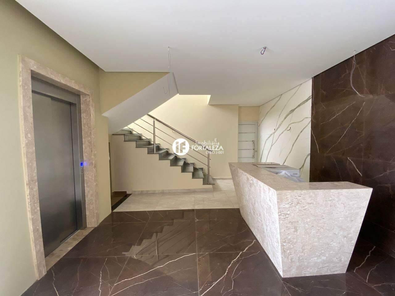 Sala para aluguel no Jardim de Alah: RECEPÇÃO PRÉDIO