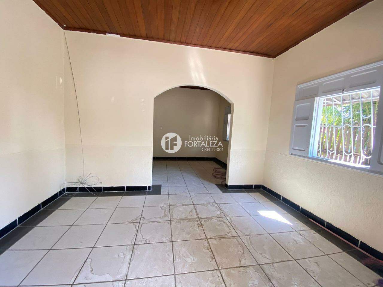 Casa Comercial para aluguel no Bosque: 