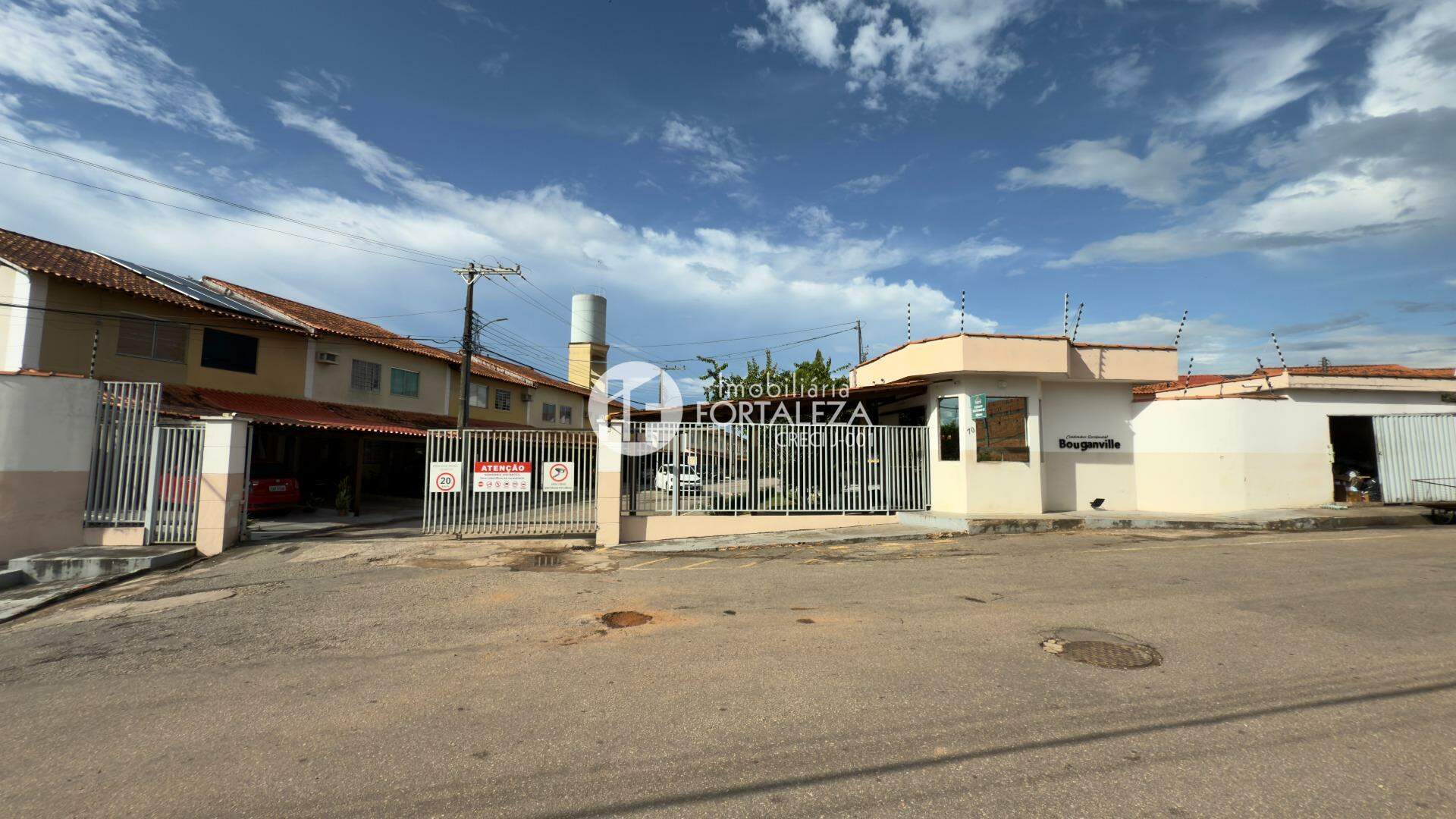 Casa Residencial à venda no Isaura Parente: 