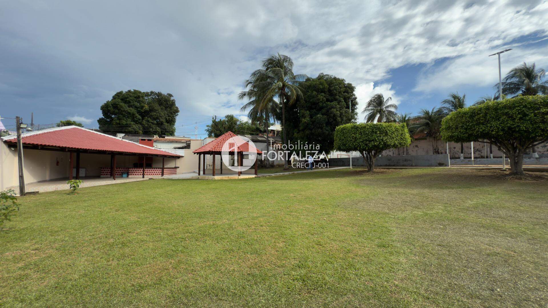 Casa Residencial à venda no Isaura Parente: 