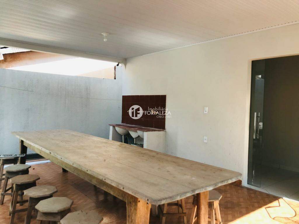 Casa Residencial à venda no Conjunto Universitário: 