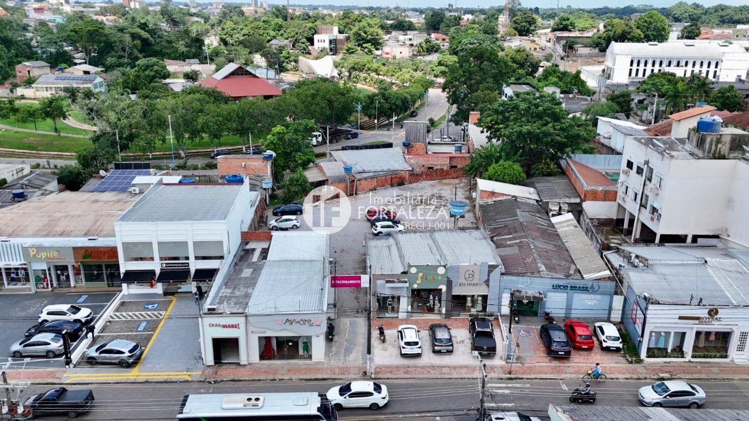 Terreno à venda no Cerâmica: 