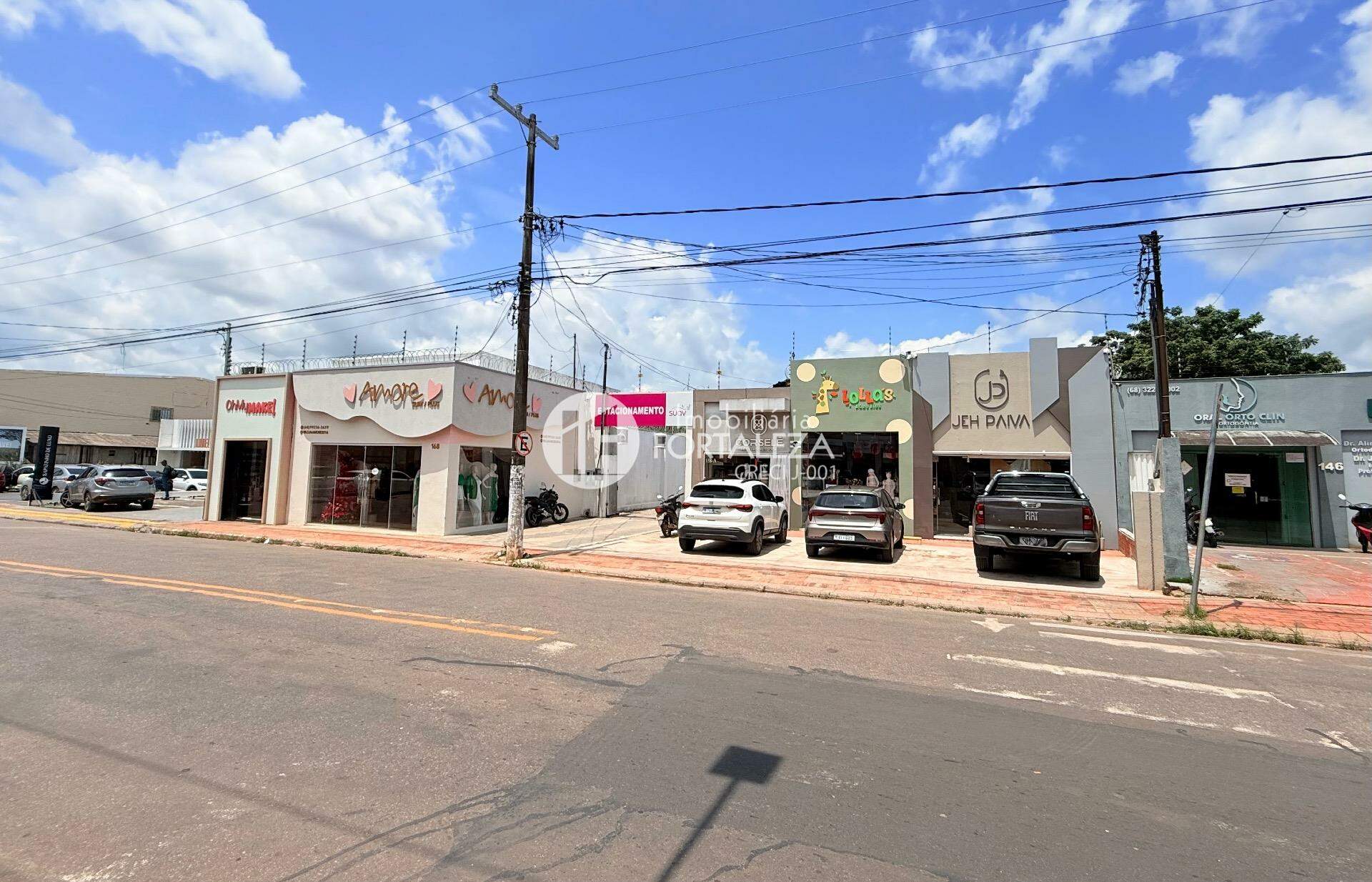 Terreno à venda no Cerâmica: 