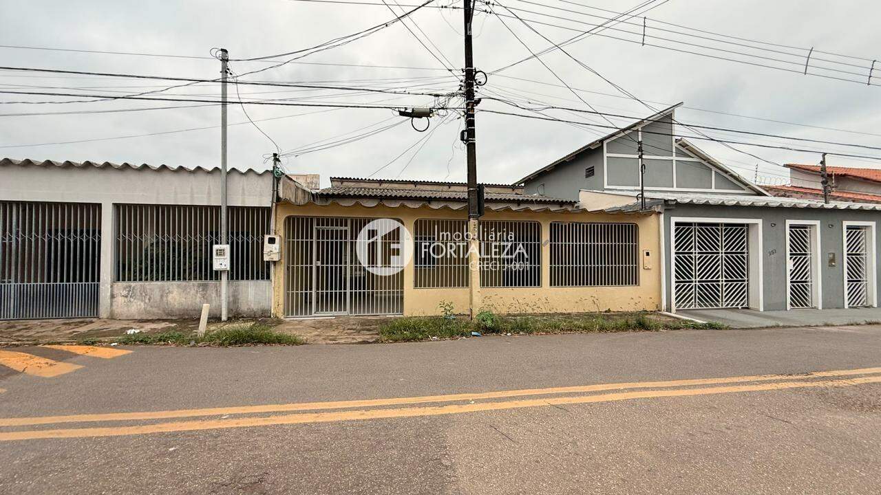 Casa Residencial à venda no Conjunto Jardim São Francisco: