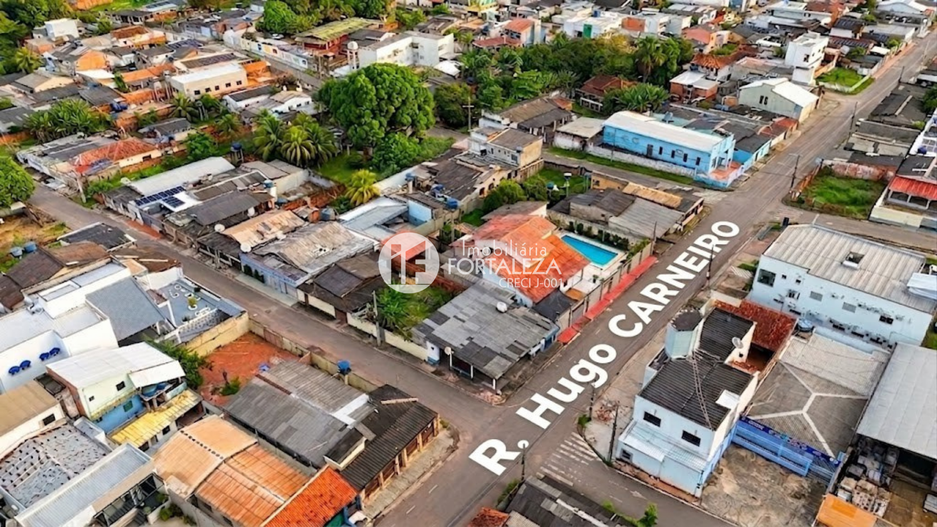 Casa Comercial à venda no Bosque: 