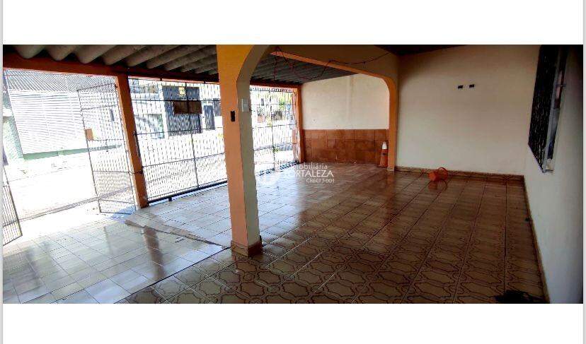 Casa à venda no Centro: 