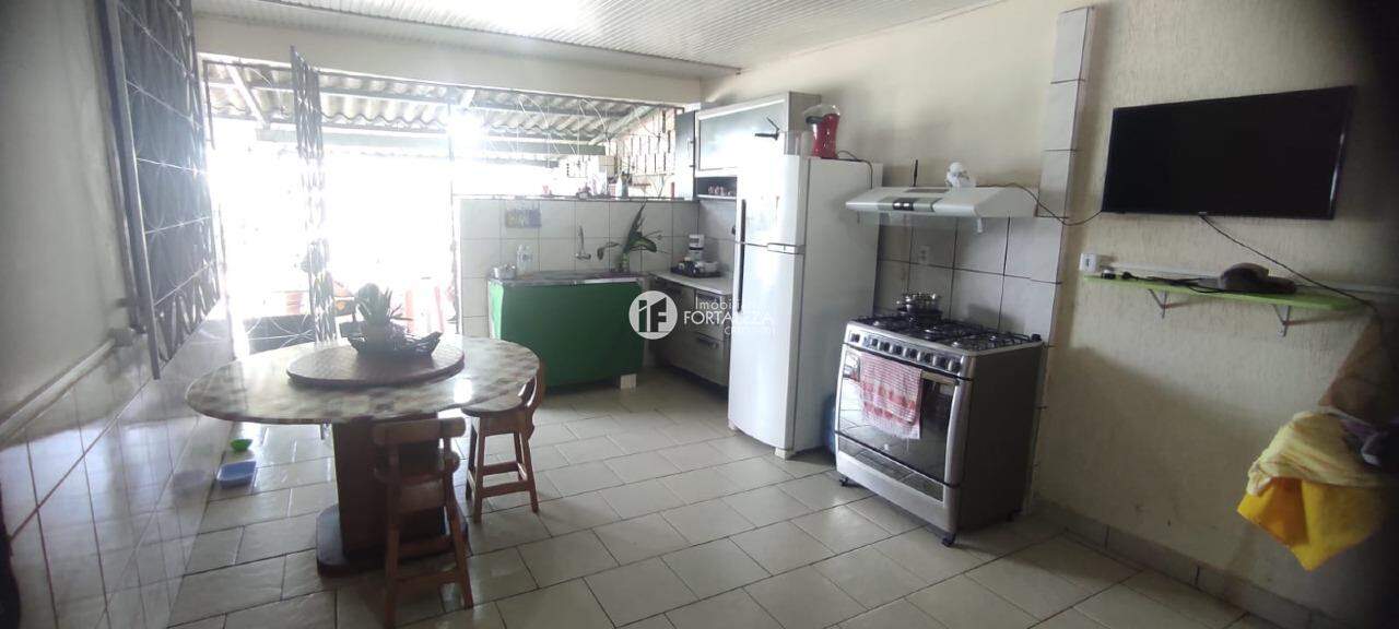 Casa à venda no Isaura Parente: