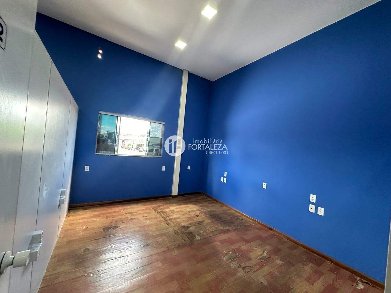 Sala para aluguel no Bosque: 