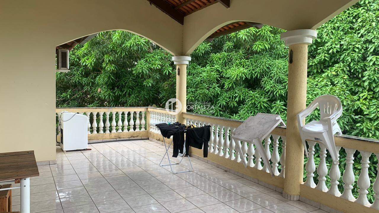 Casa à venda no Conjunto Castelo Branco: 