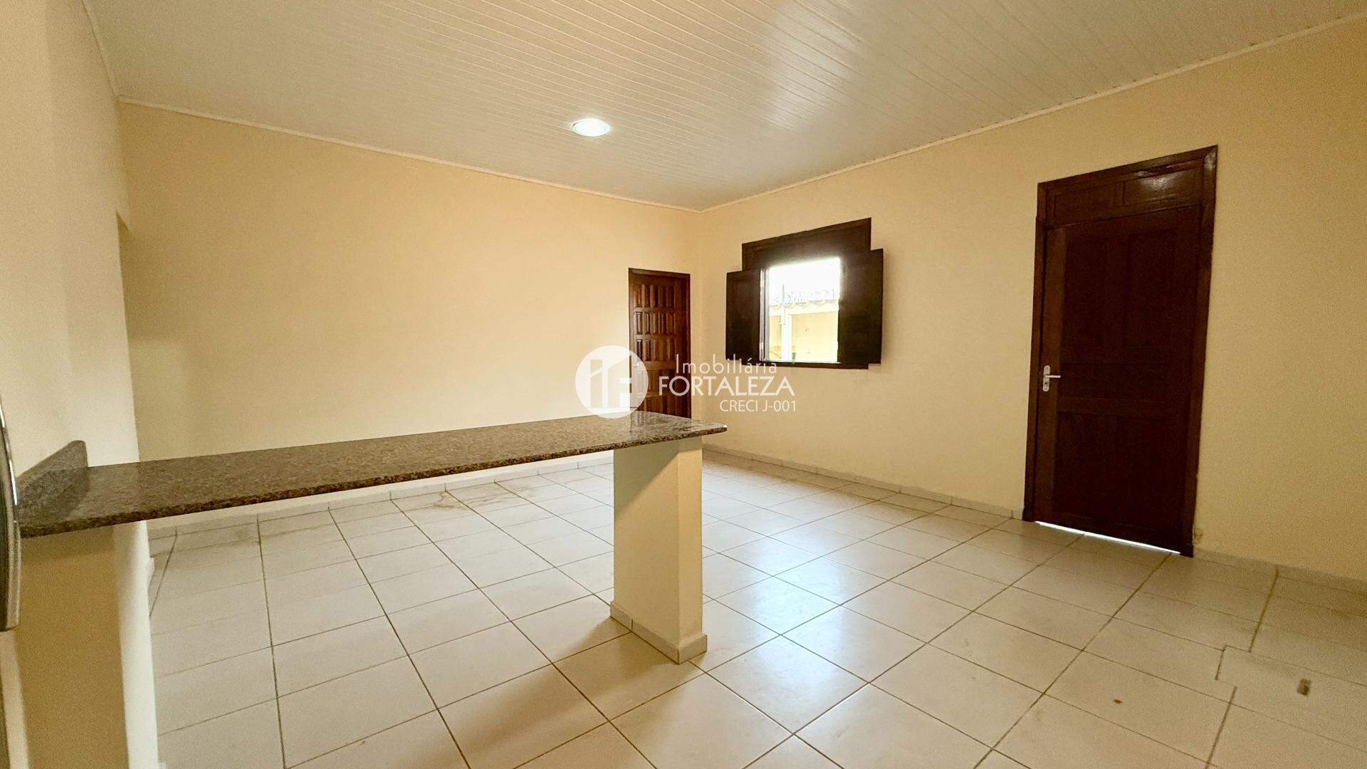 Casa Comercial para aluguel no Floresta Sul: 