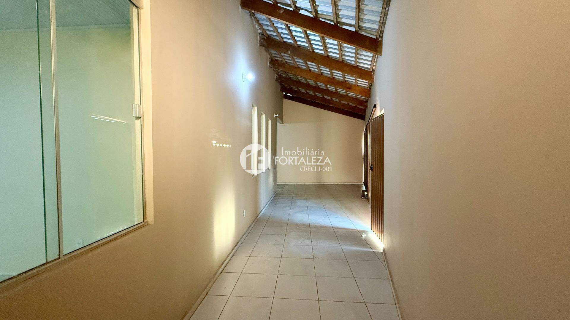 Casa Comercial para aluguel no Floresta Sul: 