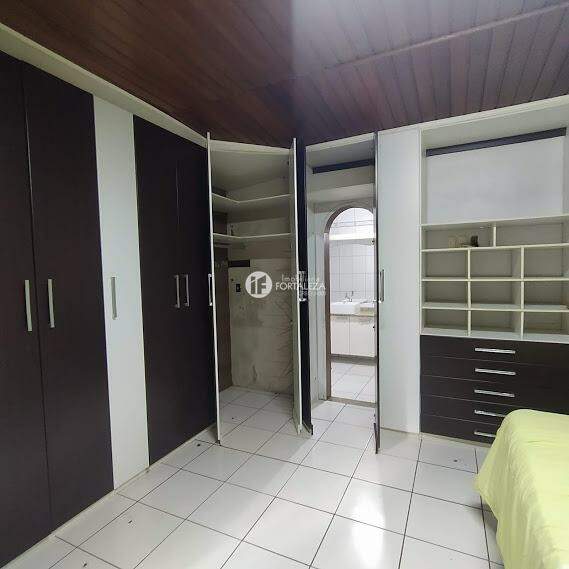 Casa à venda no Conjunto Tucumã: 