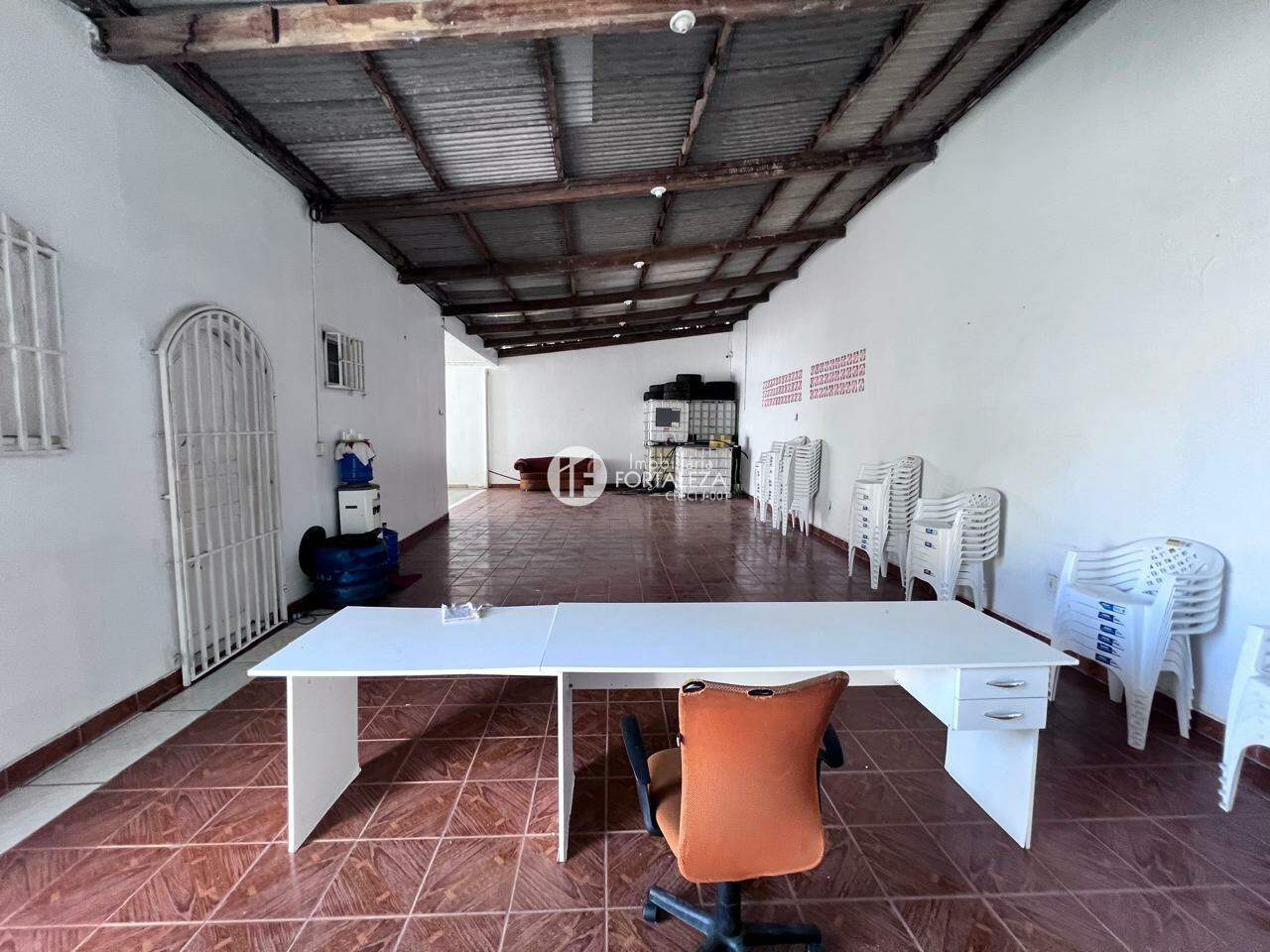 Casa à venda no Conjunto Mariana: 