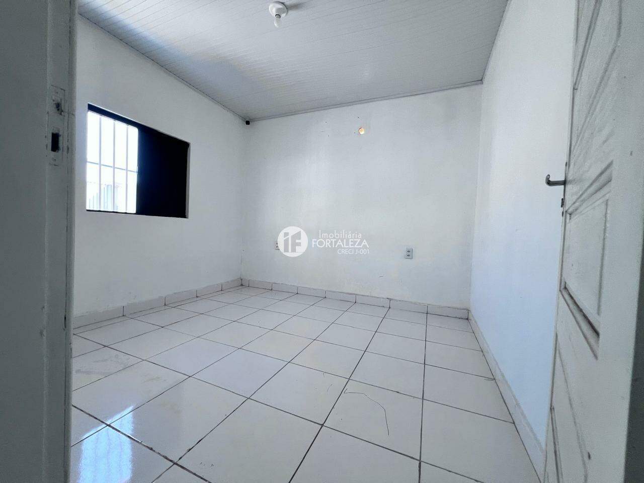 Casa à venda no Conjunto Mariana: 