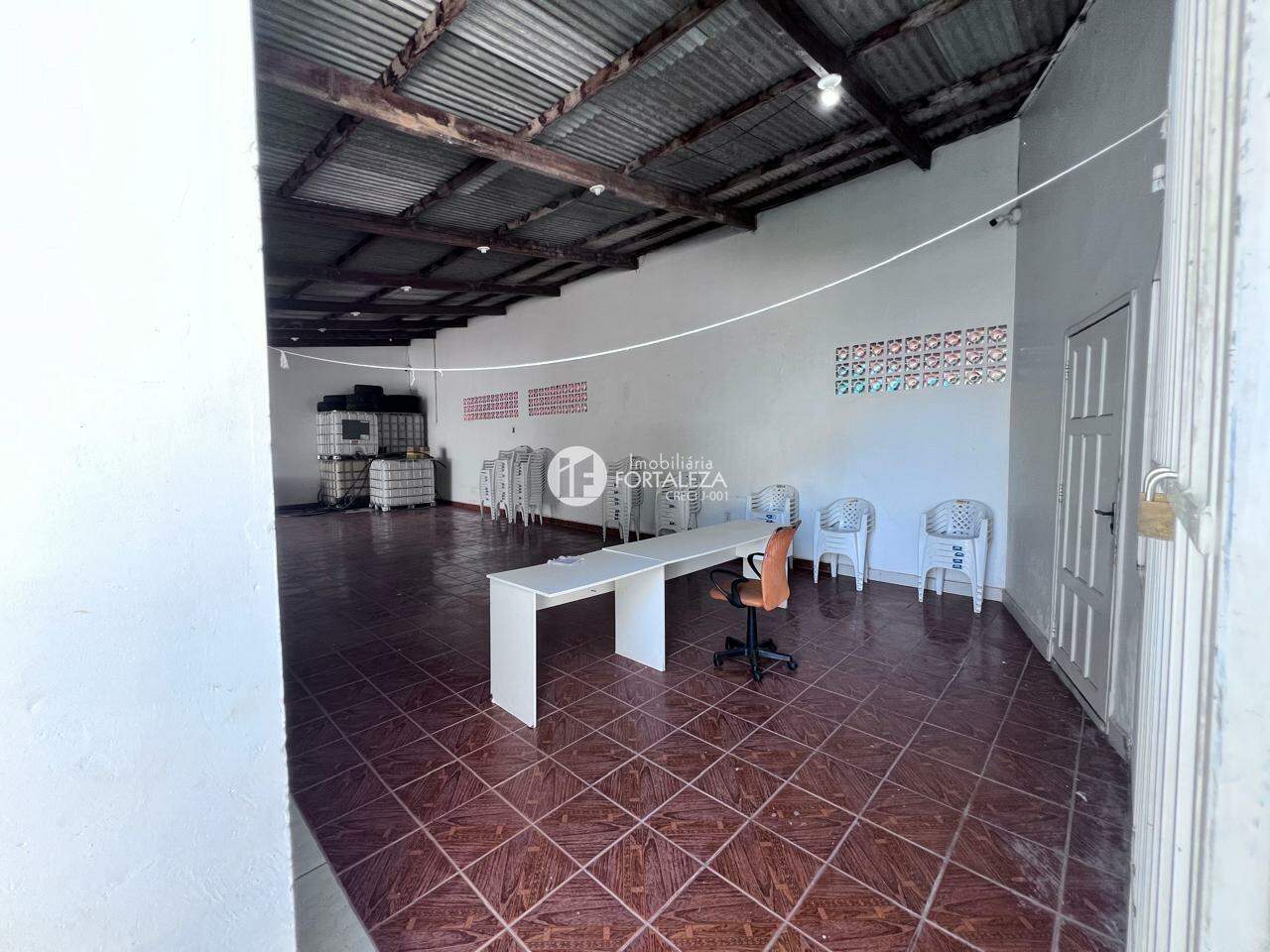 Casa à venda no Conjunto Mariana: 