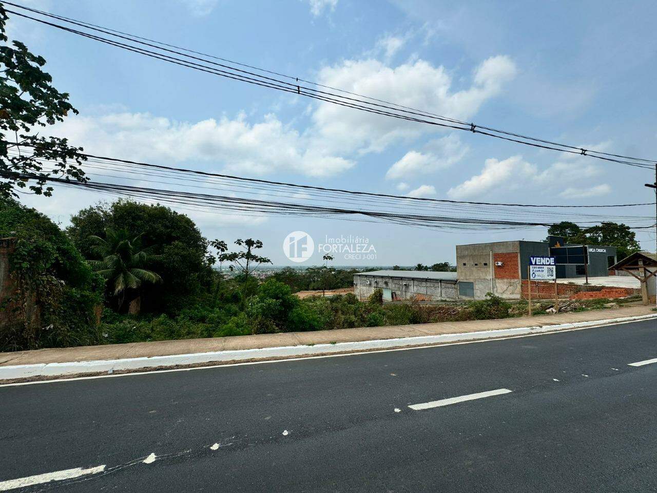 Terreno à venda no Floresta: 