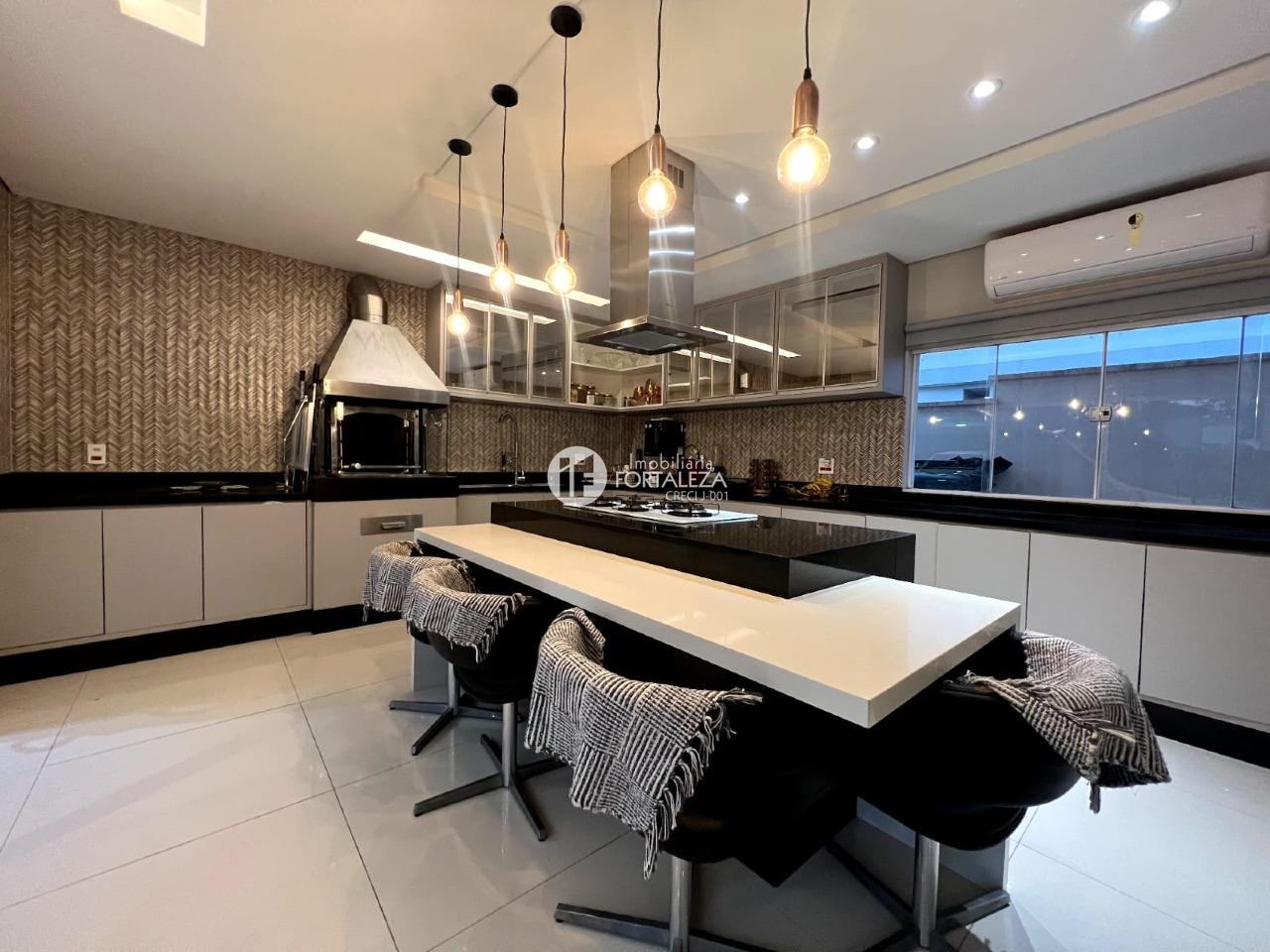 Casa à venda no Ecoville Rio Branco: