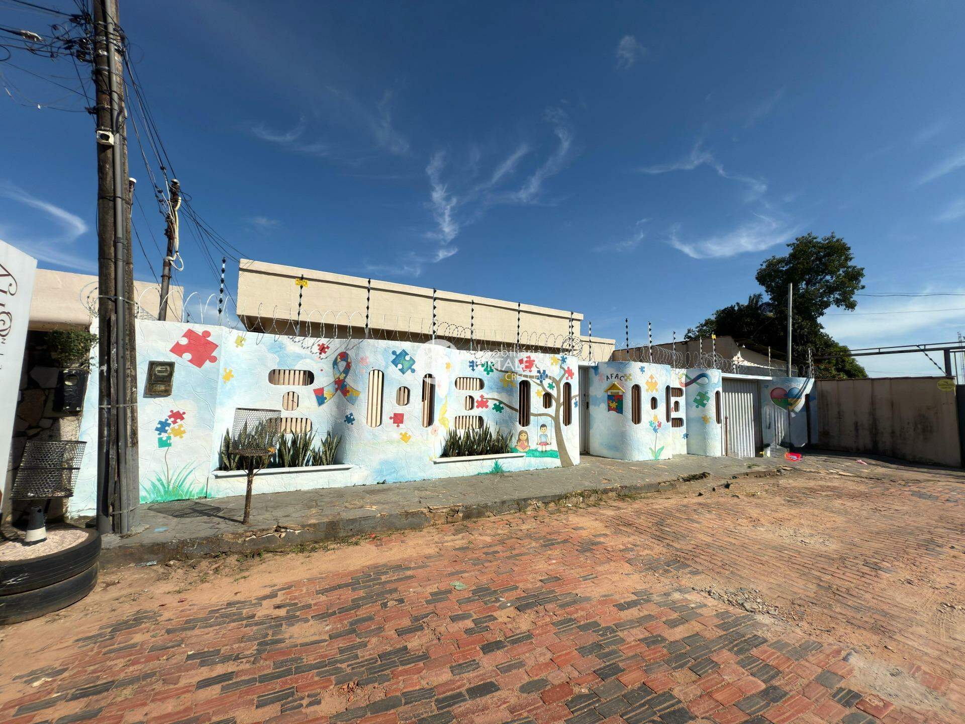 Casa à venda no Isaura Parente: