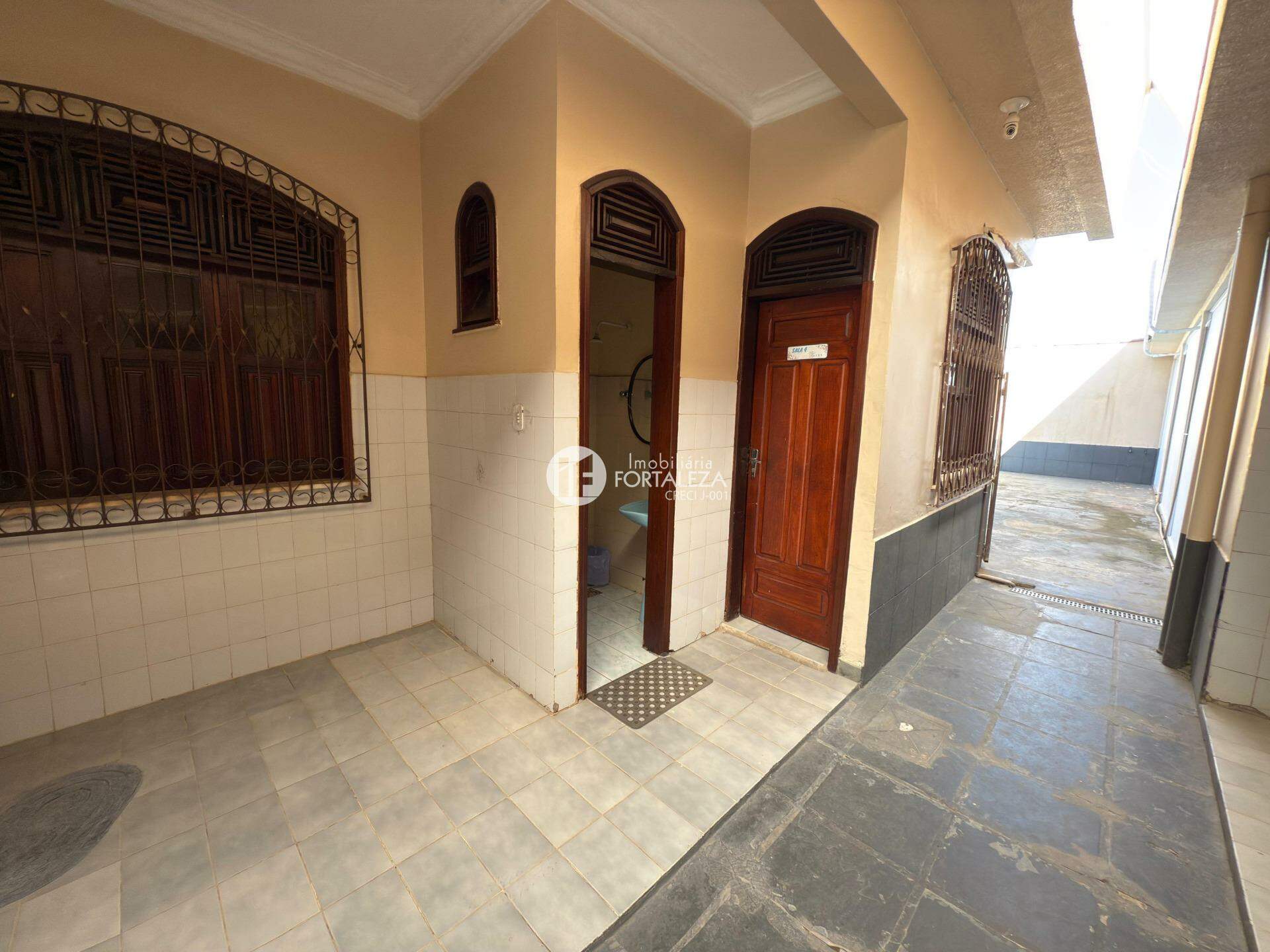 Casa à venda no Isaura Parente: 