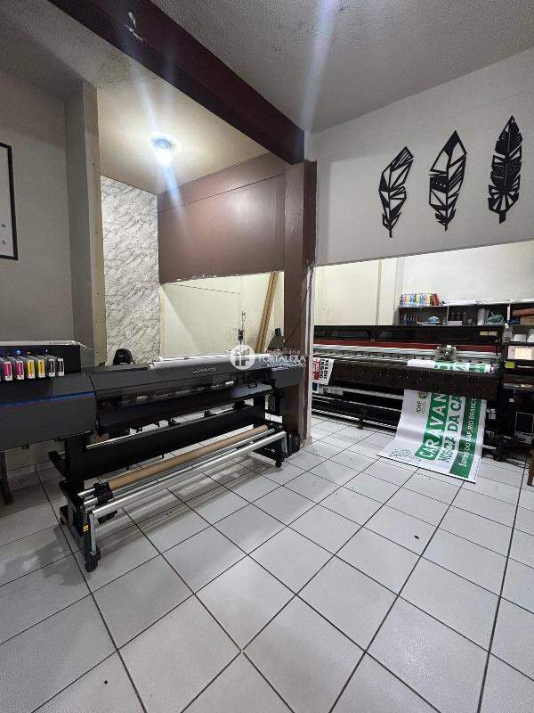 Área Comercial à venda no Isaura Parente: 