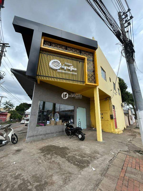 Área Comercial à venda no Isaura Parente: 