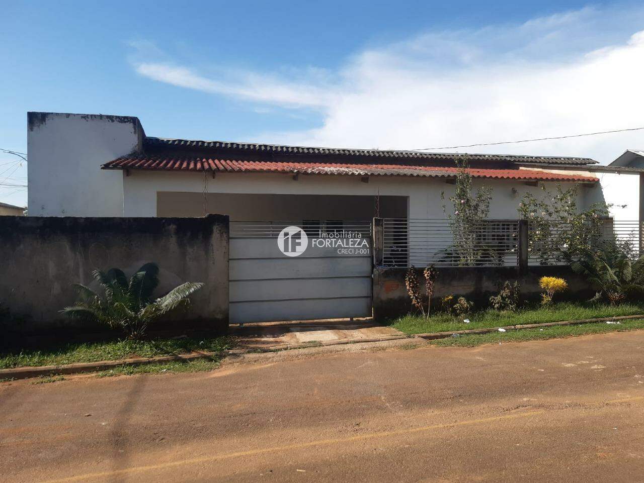 Casa à venda no Chico Paulo : 