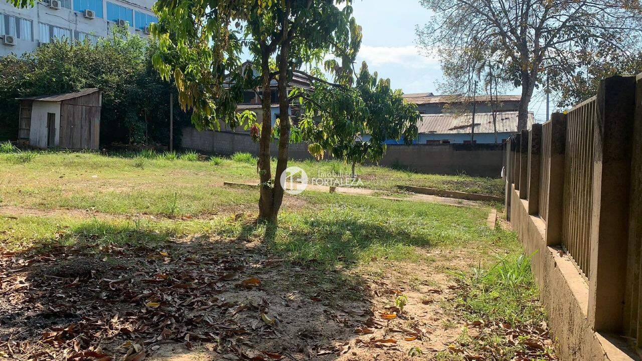 Terreno à venda no Centro: 