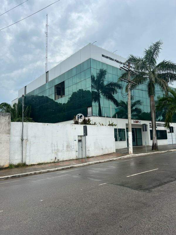 Terreno à venda no Centro: 