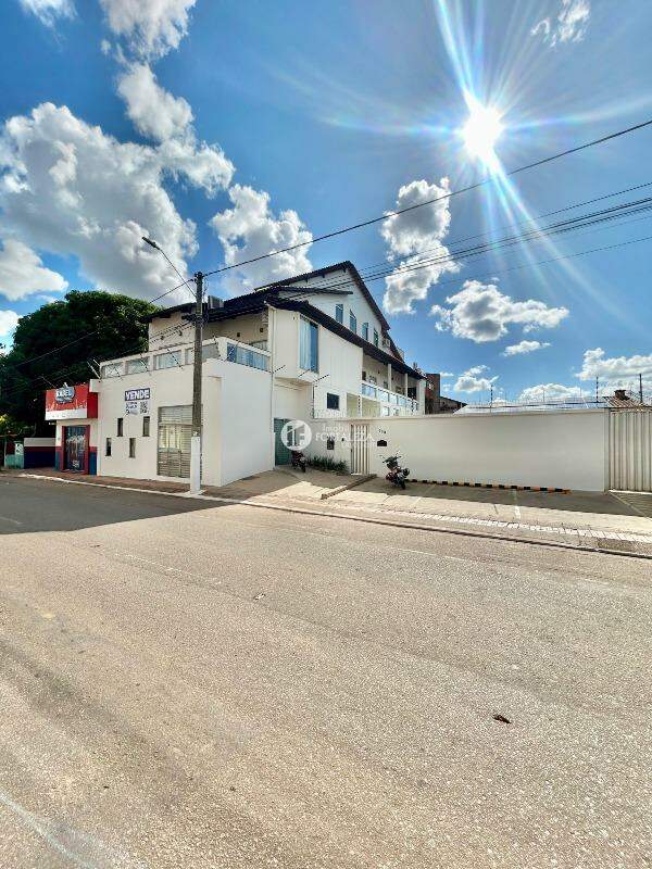 Casa Residencial à venda no Bosque: 