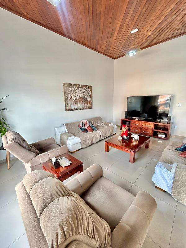Casa Residencial à venda no Bosque: 