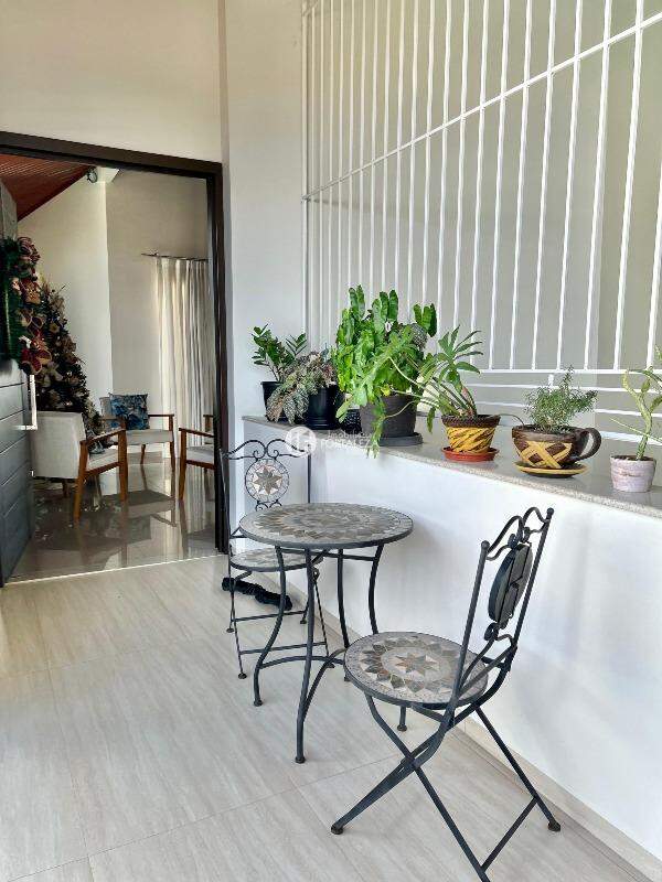 Casa Residencial à venda no Bosque: 