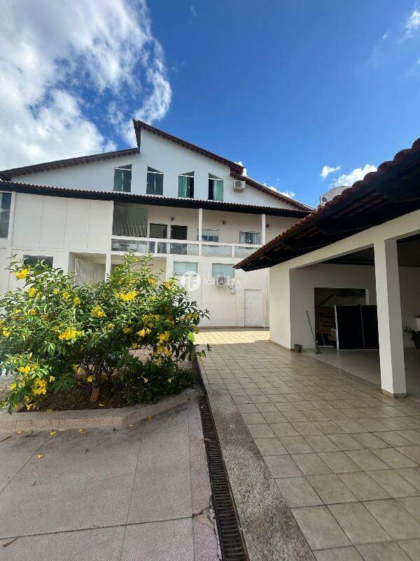 Casa Residencial à venda no Bosque: 