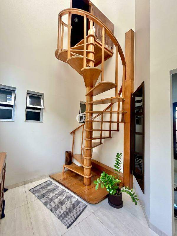 Casa Residencial à venda no Bosque: 