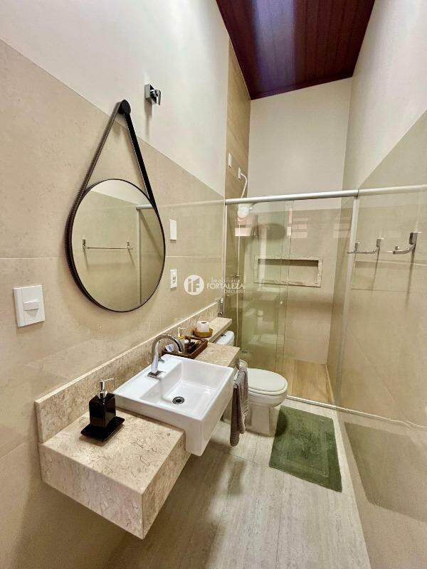 Casa Residencial à venda no Bosque: 