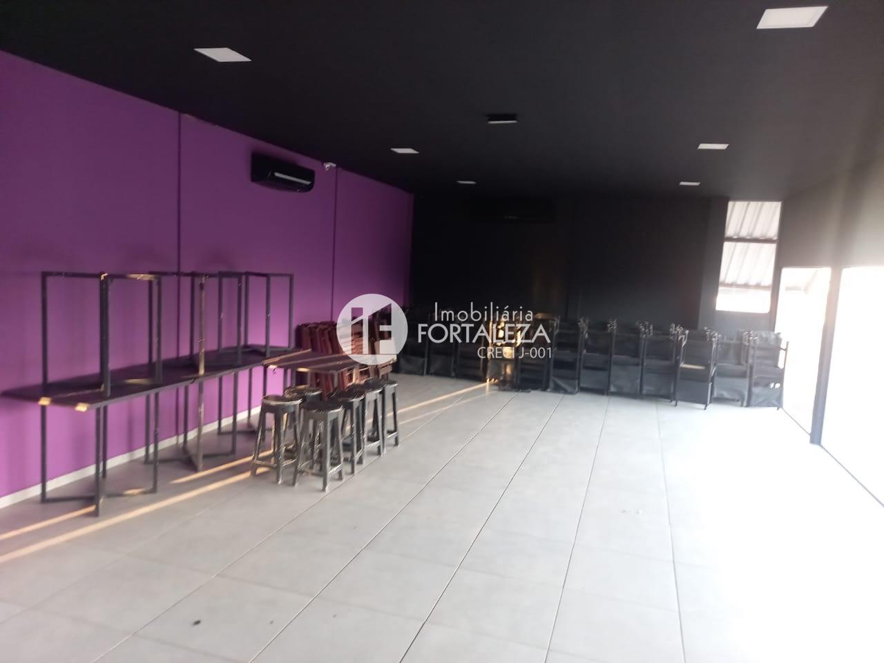 Sala para aluguel no Bosque: 