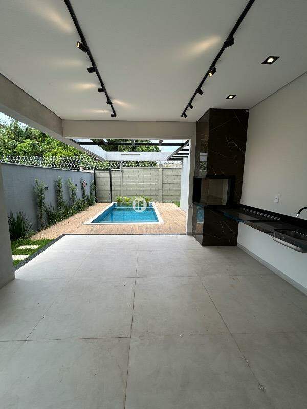 Casa Residencial à venda no Condomínio Swiss Park: 