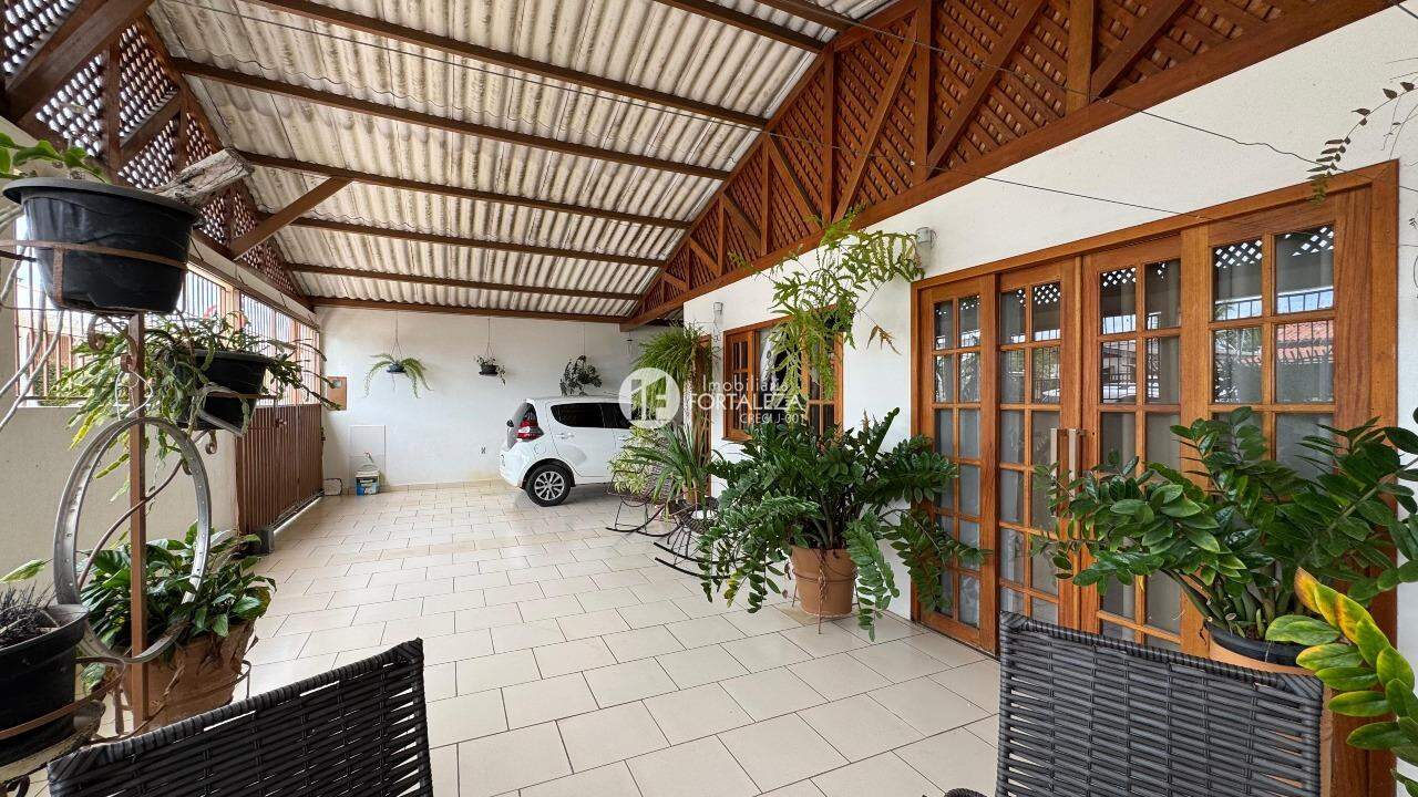 Casa à venda no Conjunto Bela Vista: 