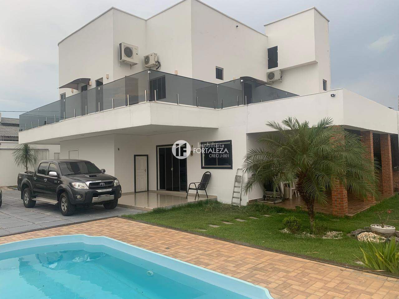 Casa à venda no Vilage Tiradentes: 