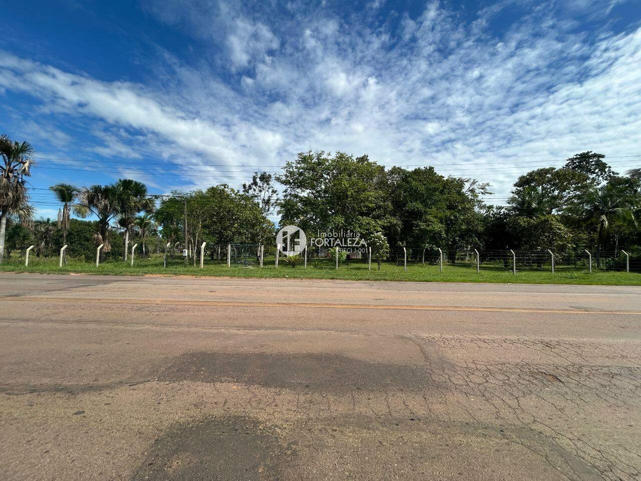 Chácara à venda no Vila Acre: 