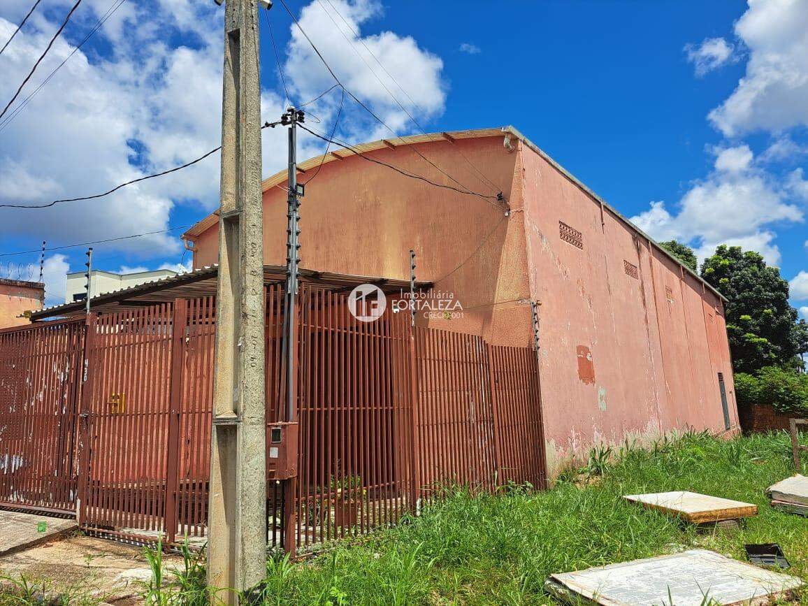 Galpão à venda no Vilage Tiradentes: 