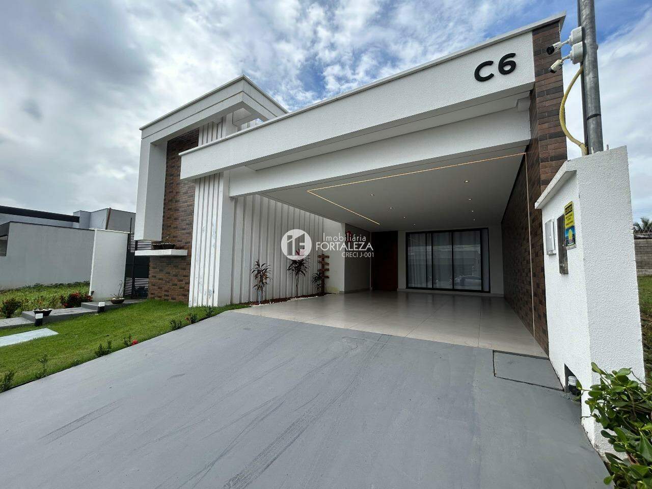 Casa à venda no Condomínio Swiss Park: 