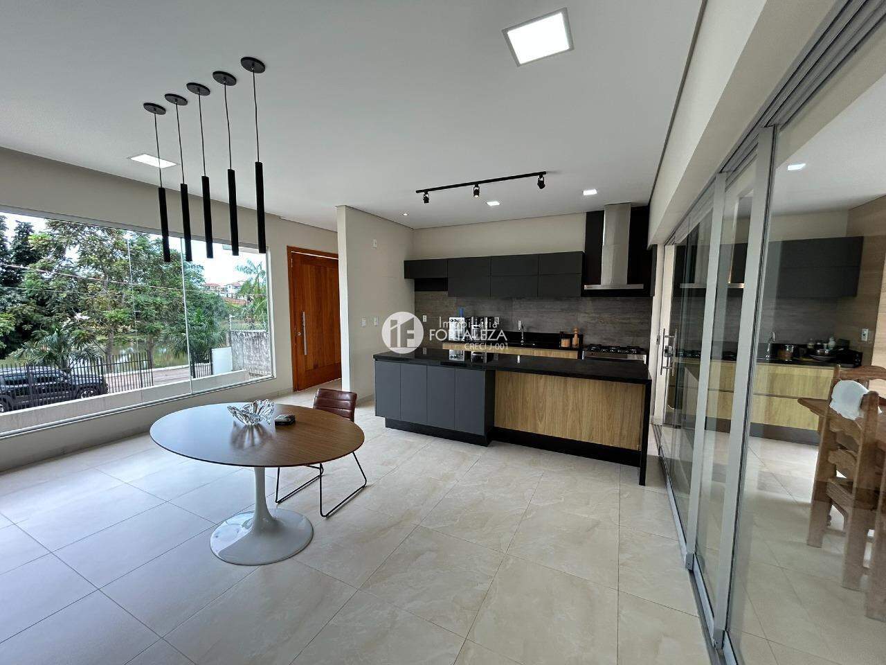 Casa à venda no Chácara Ipê: 