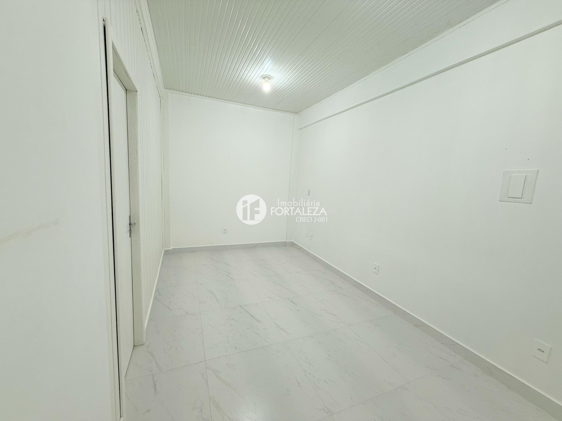 Sala para aluguel no Centro: 