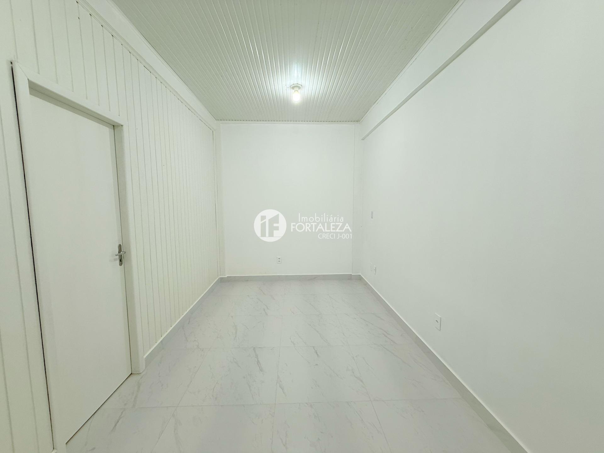 Sala para aluguel no Centro: 