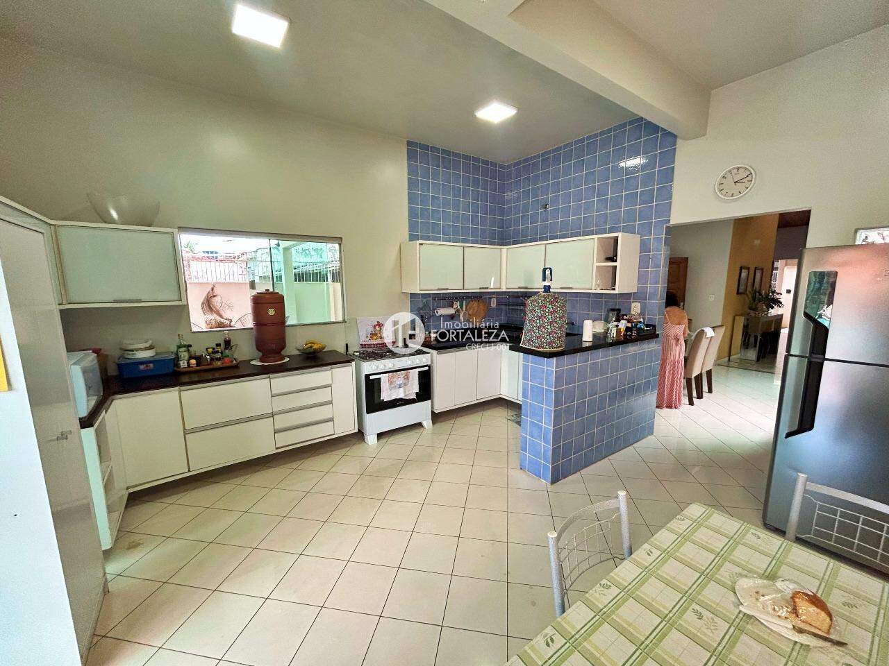 Casa Residencial à venda no Jardim Tropical: 