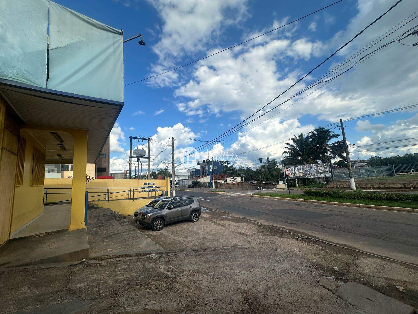 Casa Residencial à venda no Estação Experimental: